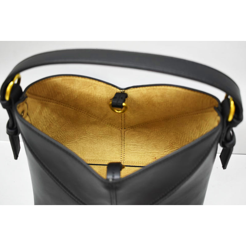 British-style black patchwork mini handbag