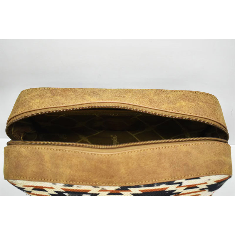 Stylish and versatile bowling bag